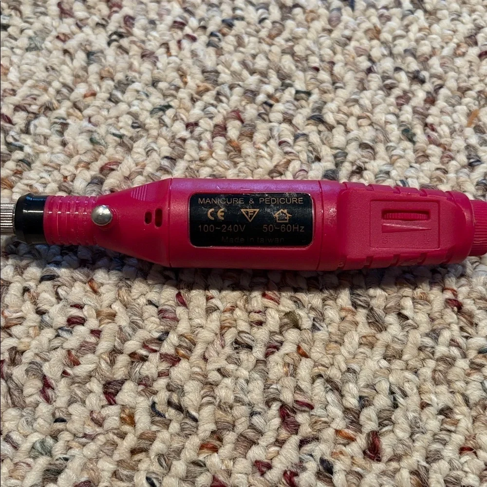 Hot Pink Electric Nail Drill Set. Missing Cord/Charger